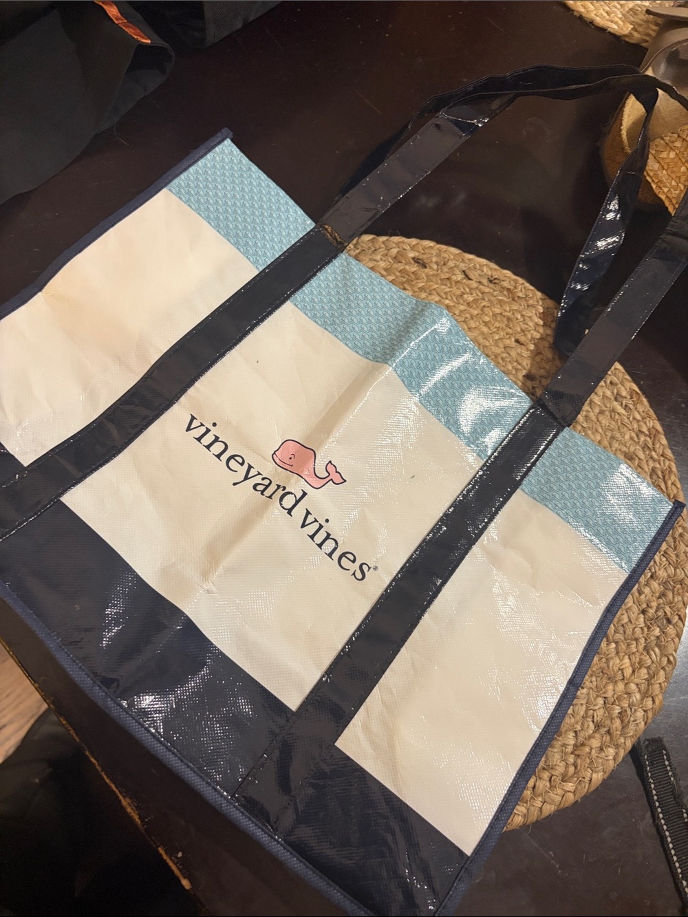 Vineyard Vines Navy and White Whale reuseable bag tote